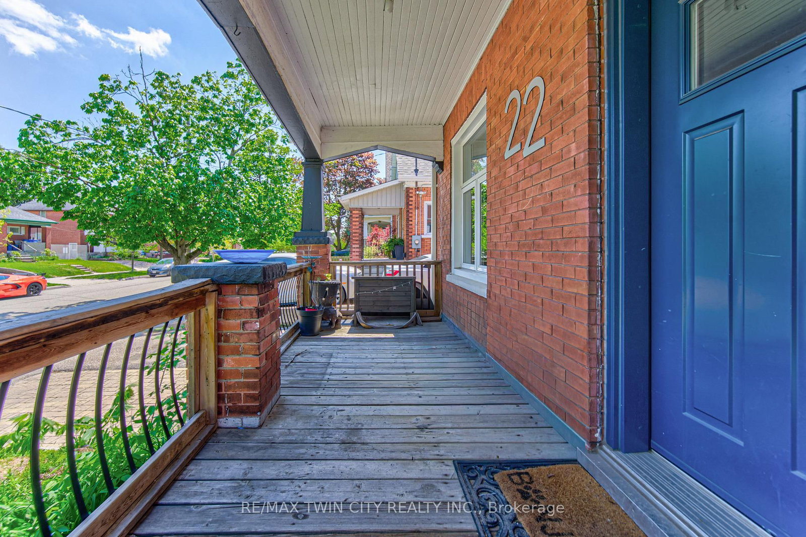 22 Herlan Avenue • Kitchener, ON photo 6