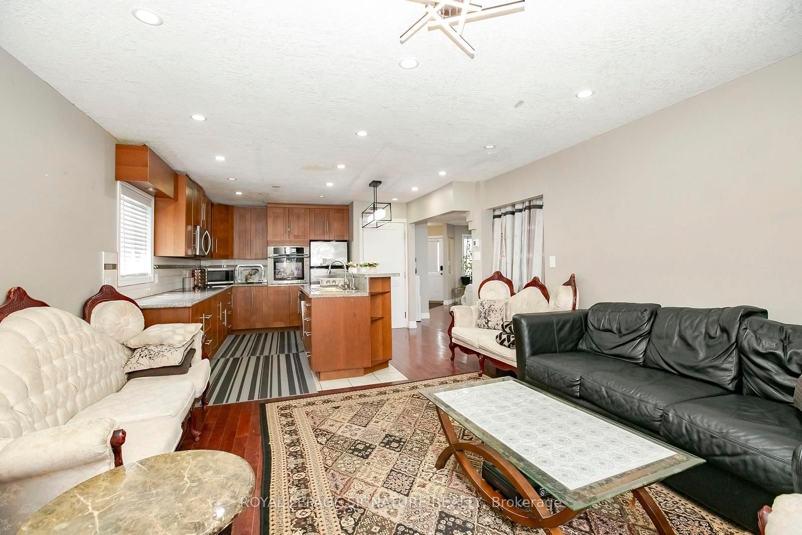 107 Glencliffe Court • Kitchener, ON photo 15