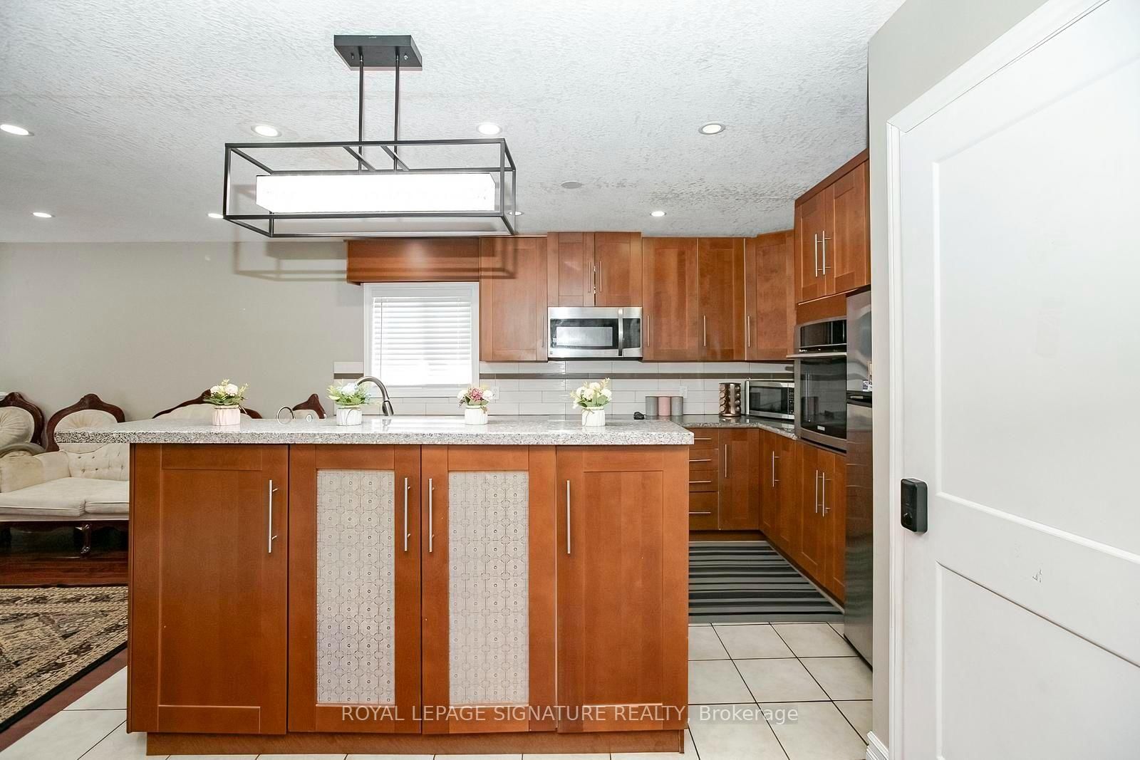 107 Glencliffe Court • Kitchener, ON photo 8