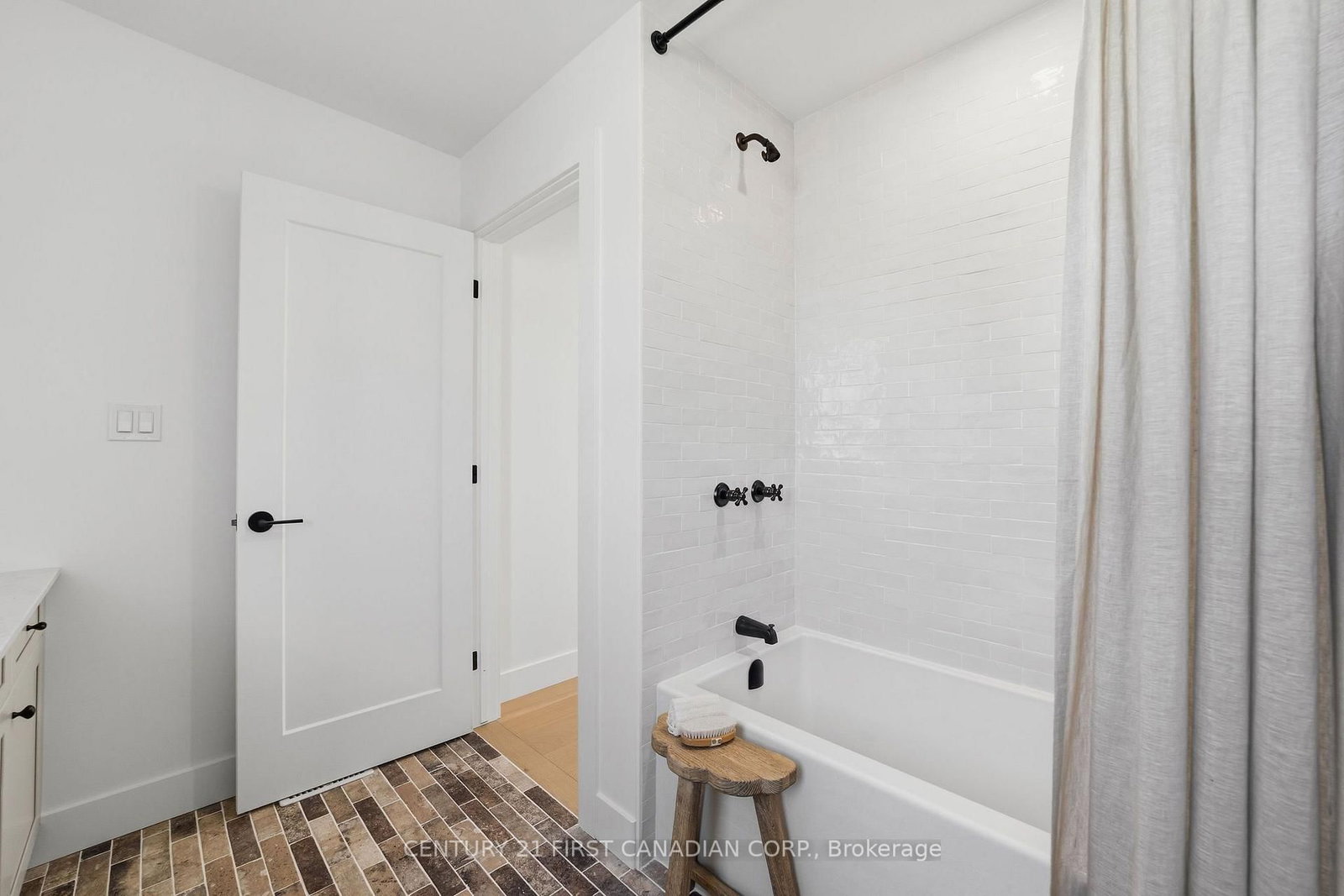 24 Sheldabren Street • North Middlesex, ON photo 31