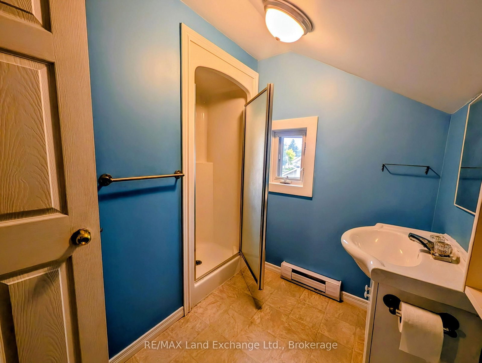 10 Mary Street • Brockton, ON photo 17