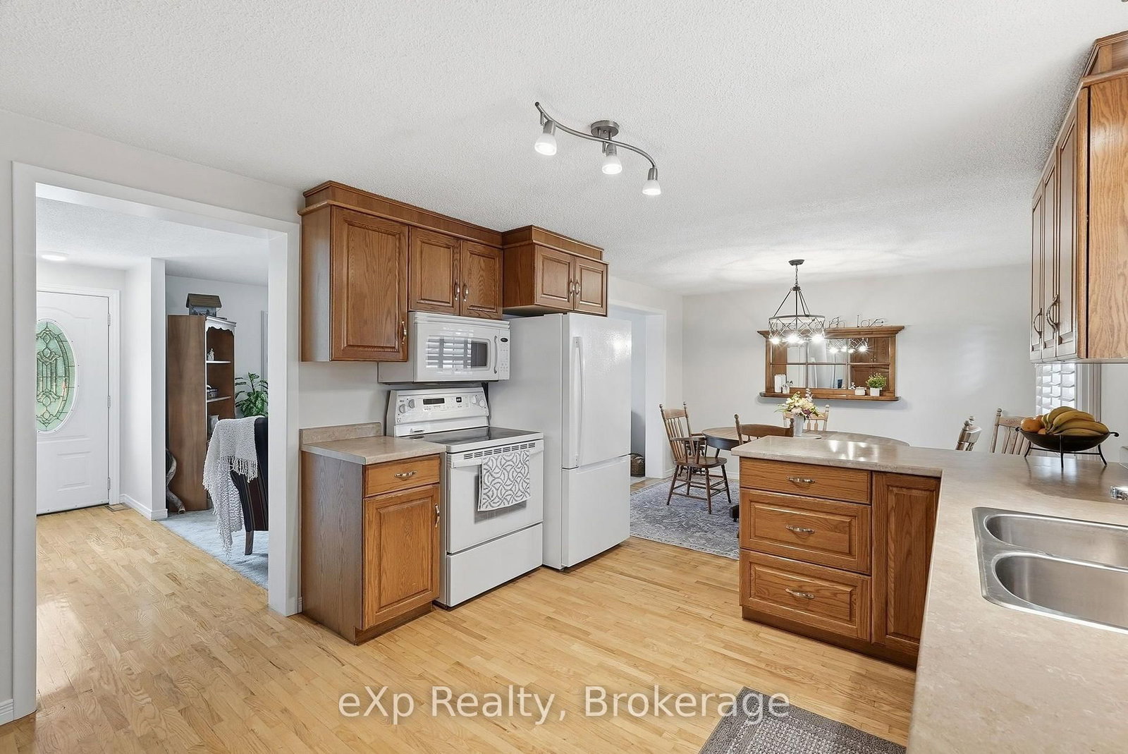 313 Bruce 15 Road • Brockton, ON photo 12