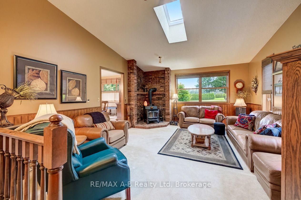 924951 Cassel Side Road • East Zorra-Tavistock, ON photo 7