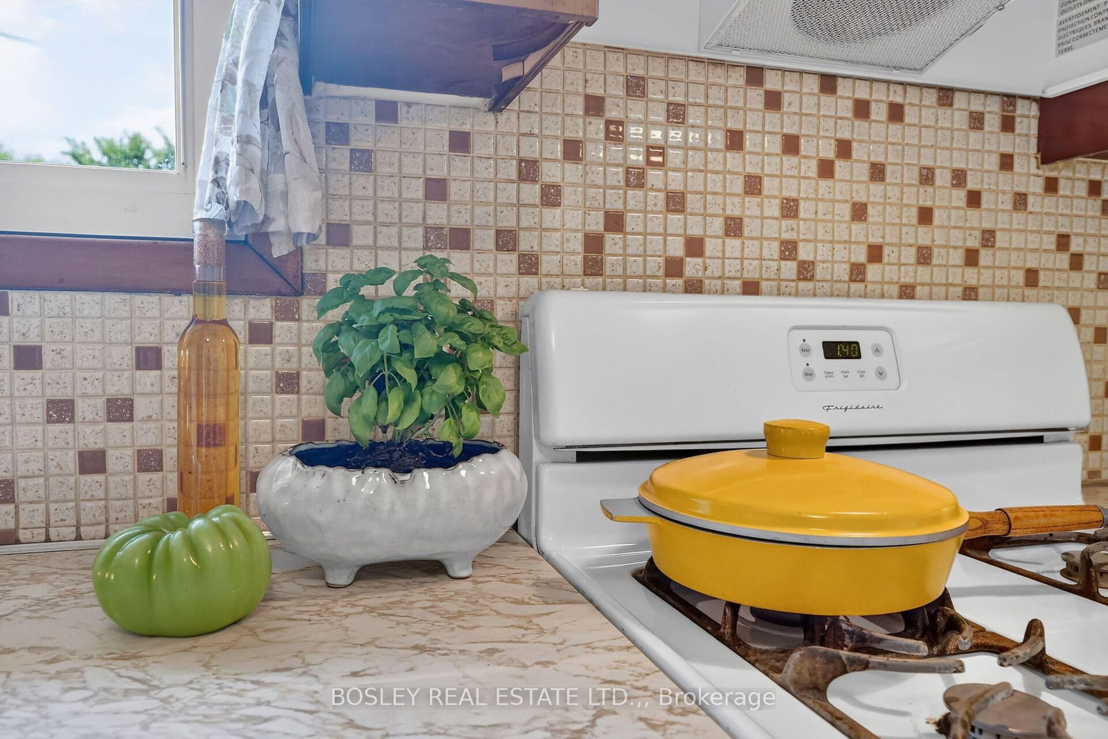 8410 Ares Court • Niagara Falls, ON photo 14