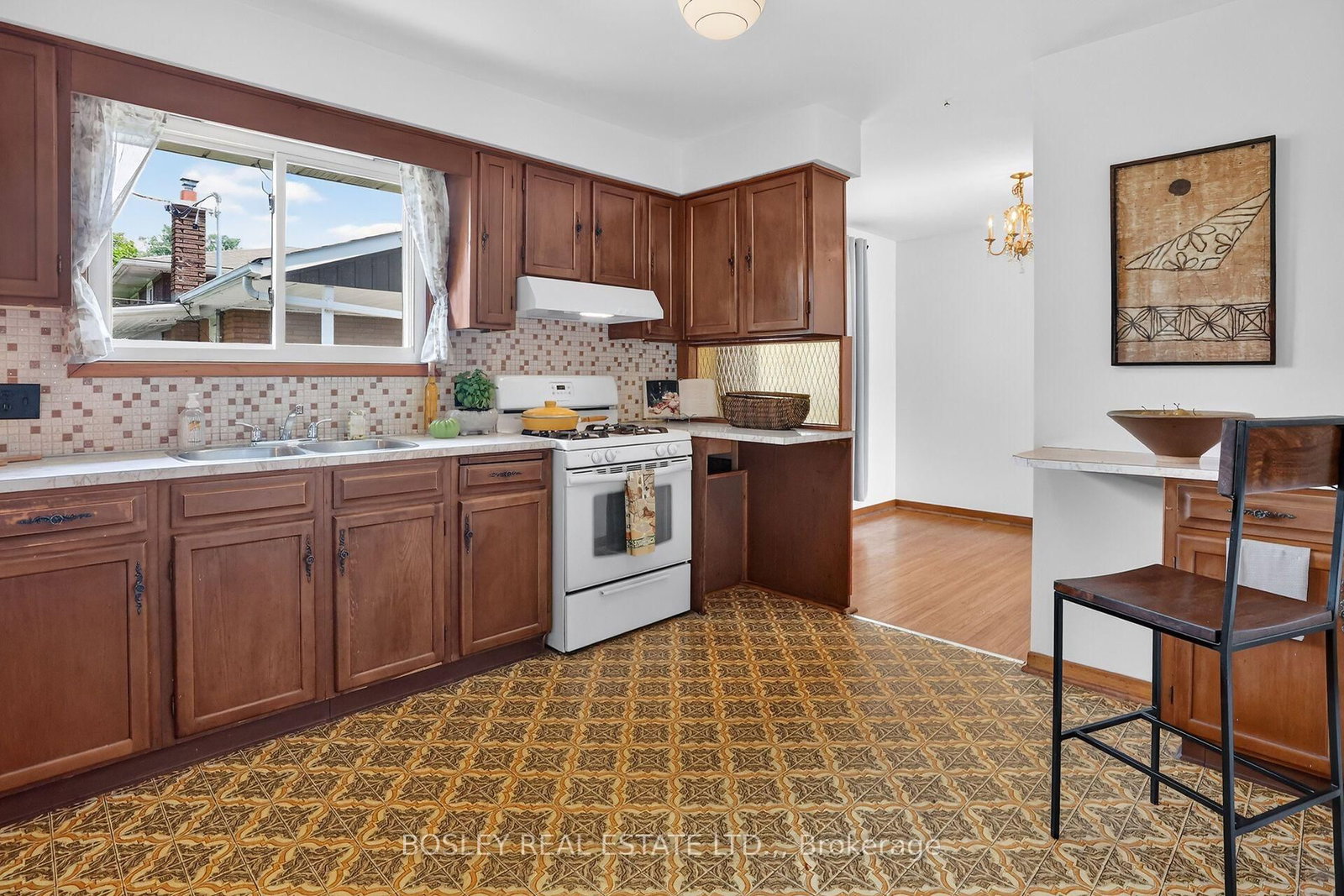 8410 Ares Court • Niagara Falls, ON photo 8