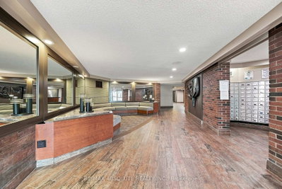 20 Chesterton Drive • Ottawa, ON photo 2