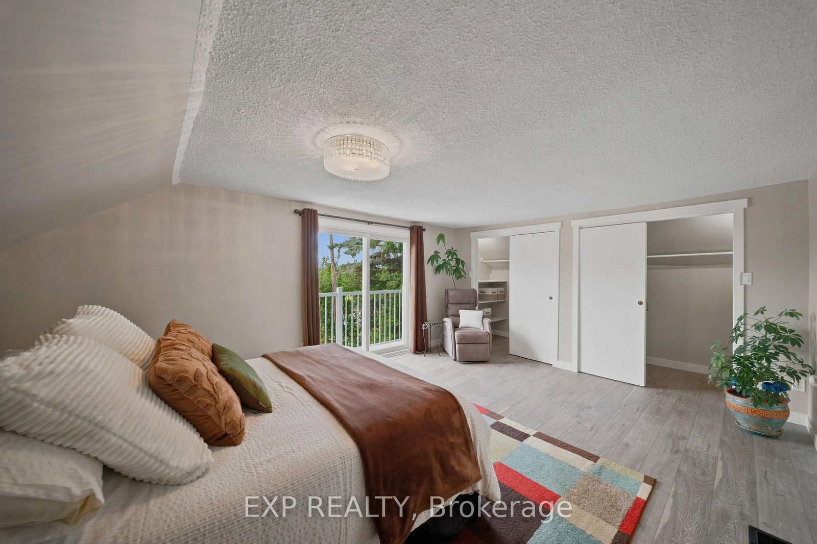 3460 ST JOSEPH Boulevard • Ottawa, ON photo 17
