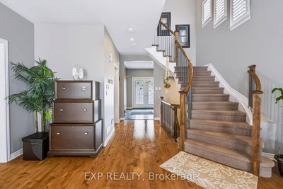 513 Egret Way W • Ottawa, ON photo 5
