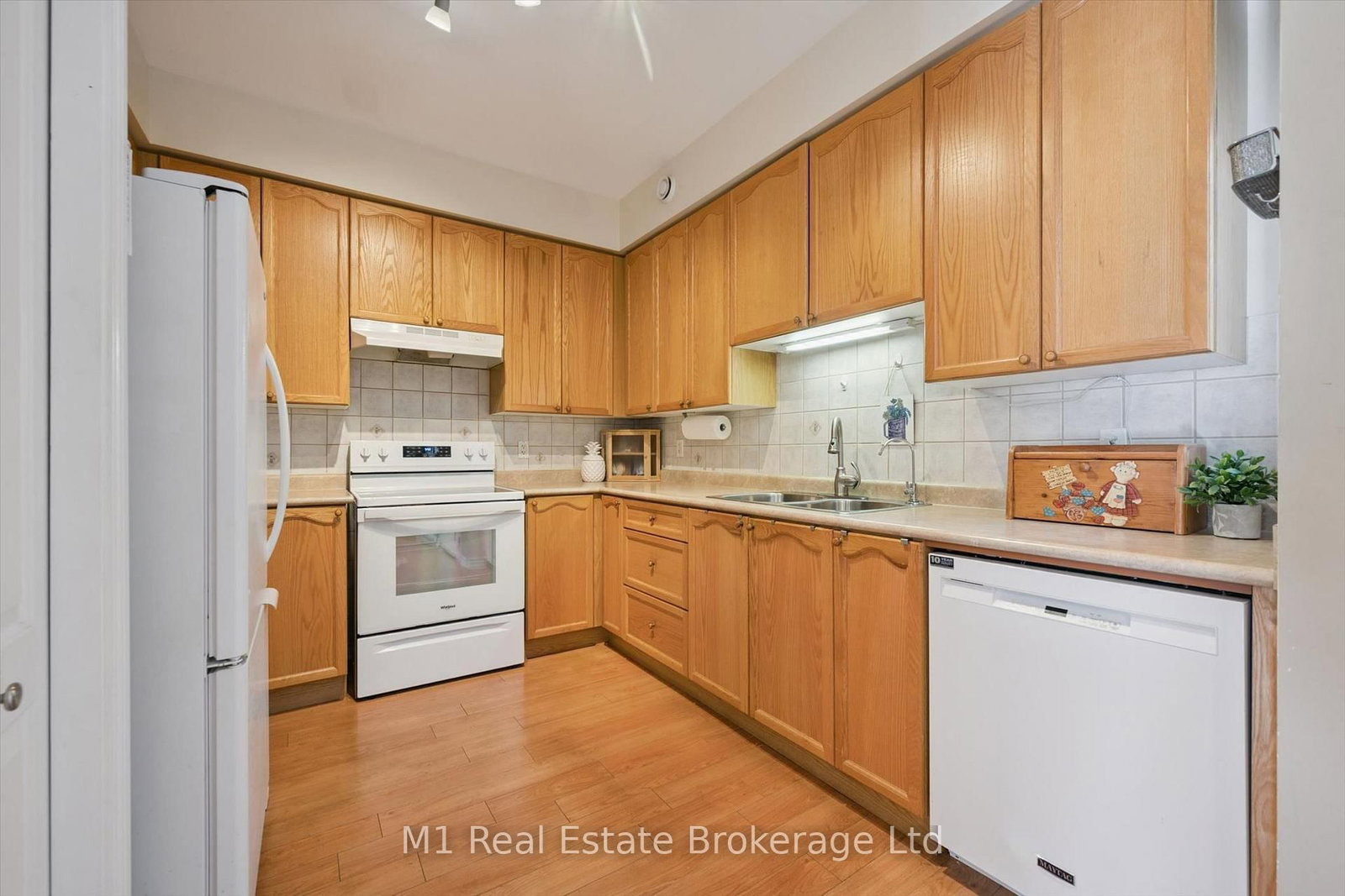 760 Woodhill Drive • #104 • Centre Wellington, ON photo 11
