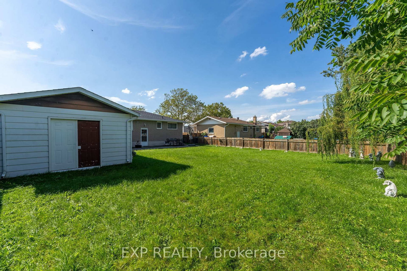 7040 Warden Avenue • Niagara Falls, ON photo 39