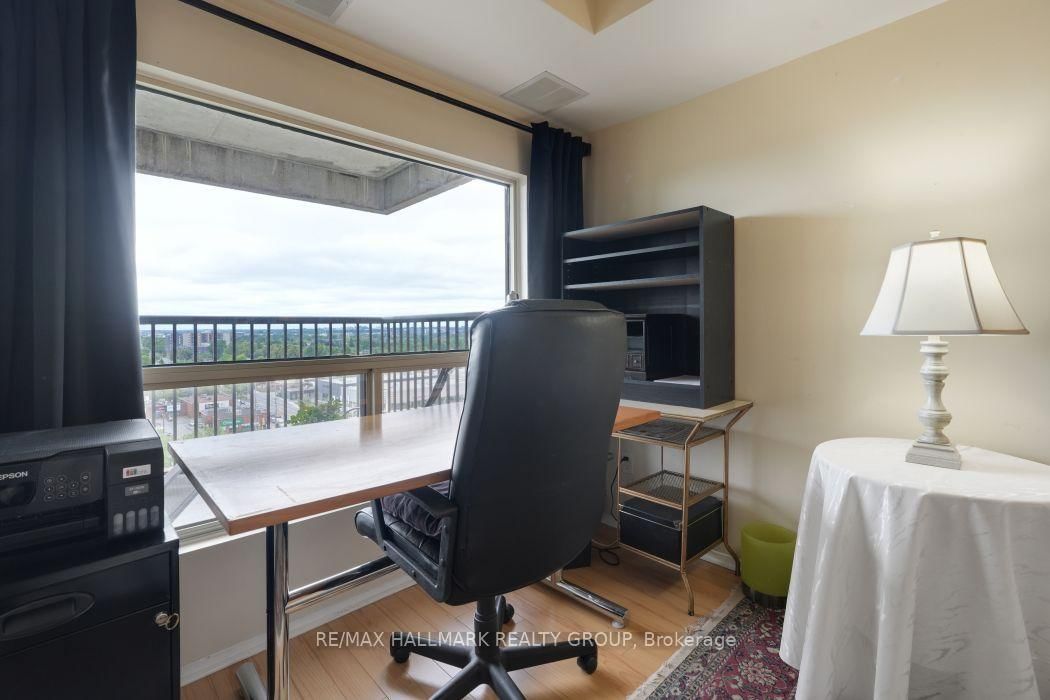 545 St Laurent Boulevard • #1006 • Ottawa, ON photo 15