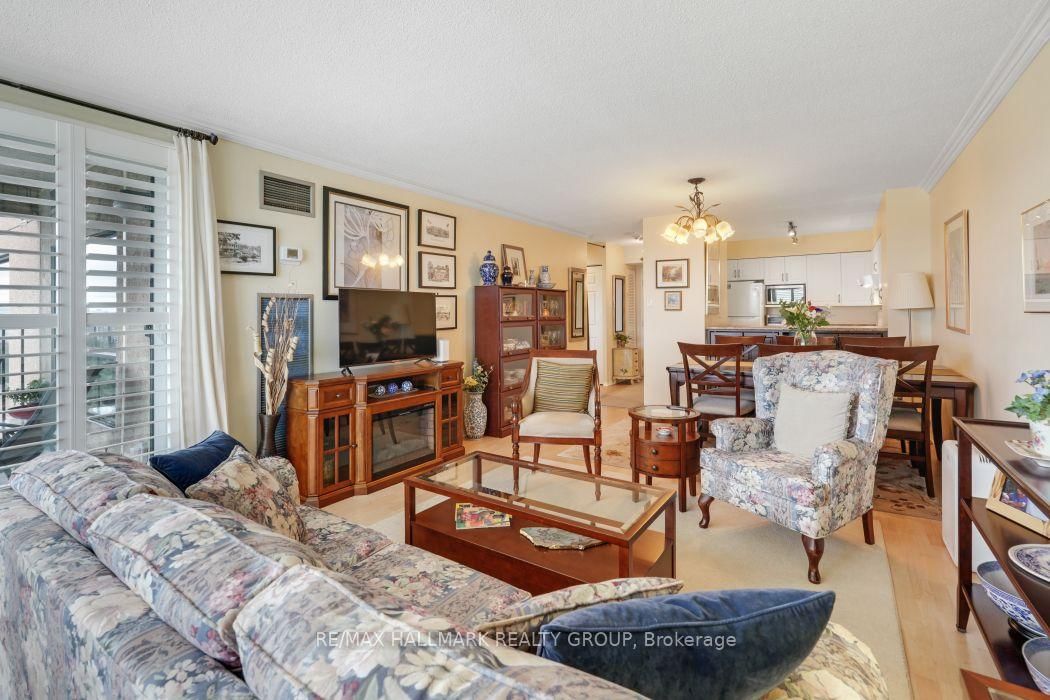 545 St Laurent Boulevard • #1006 • Ottawa, ON photo 23