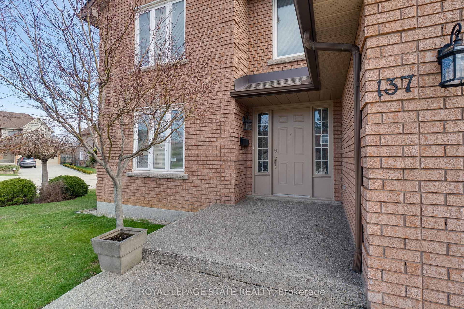 137 National Drive • Hamilton, ON photo 11