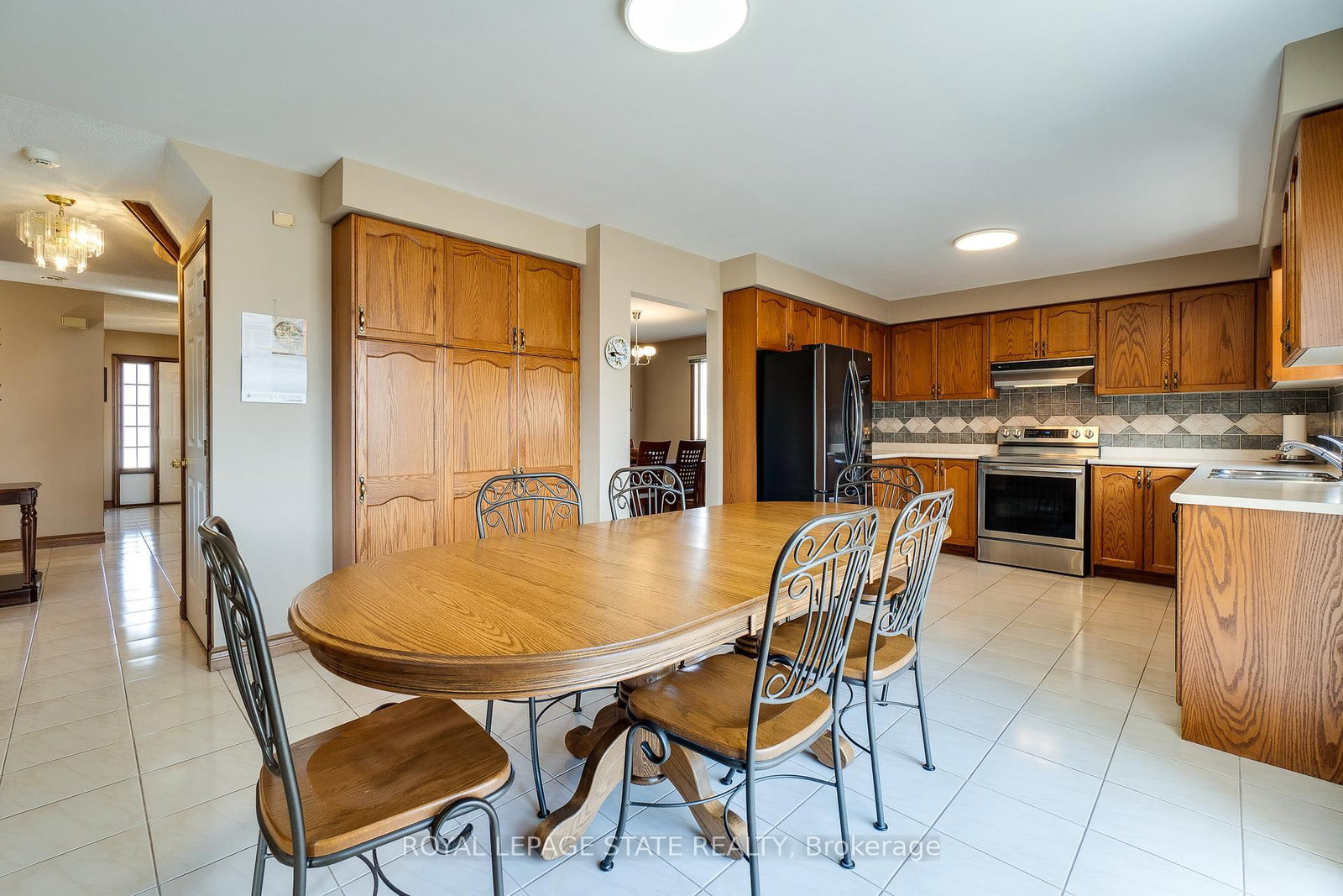 137 National Drive • Hamilton, ON photo 28