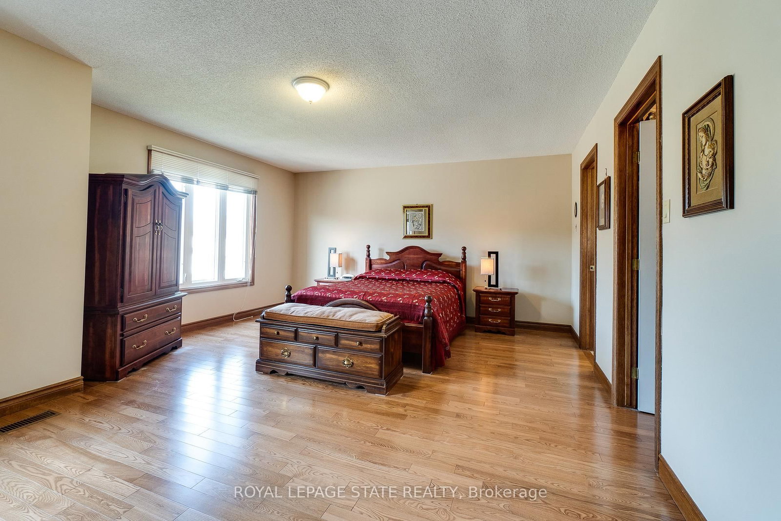 137 National Drive • Hamilton, ON photo 38