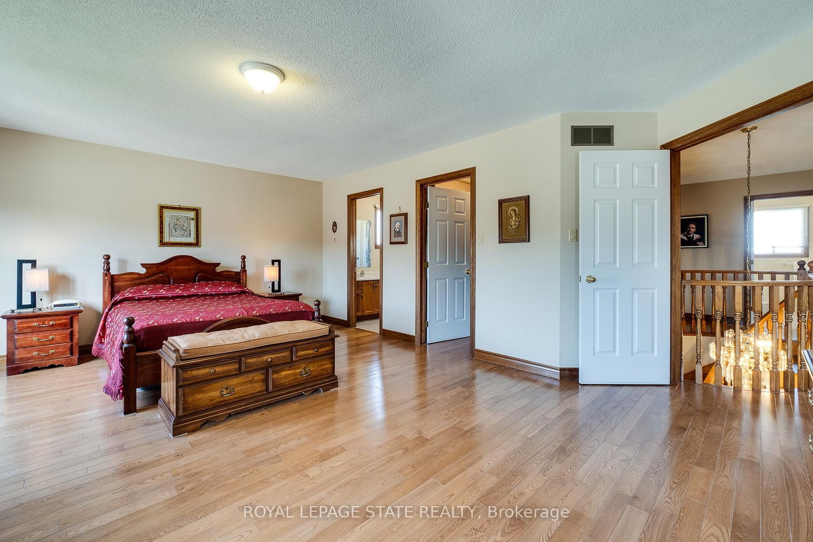 137 National Drive • Hamilton, ON photo 39
