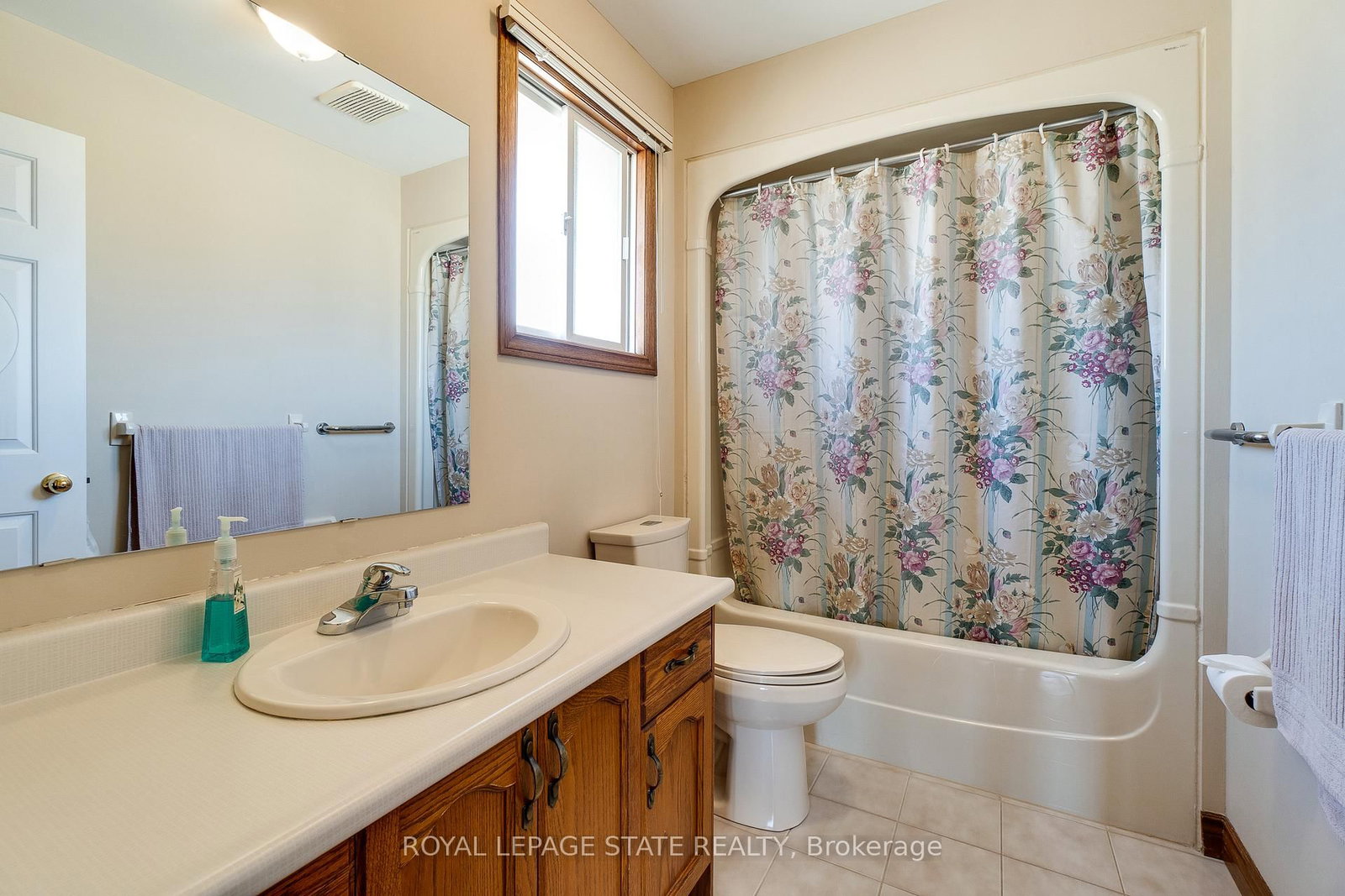 137 National Drive • Hamilton, ON photo 41