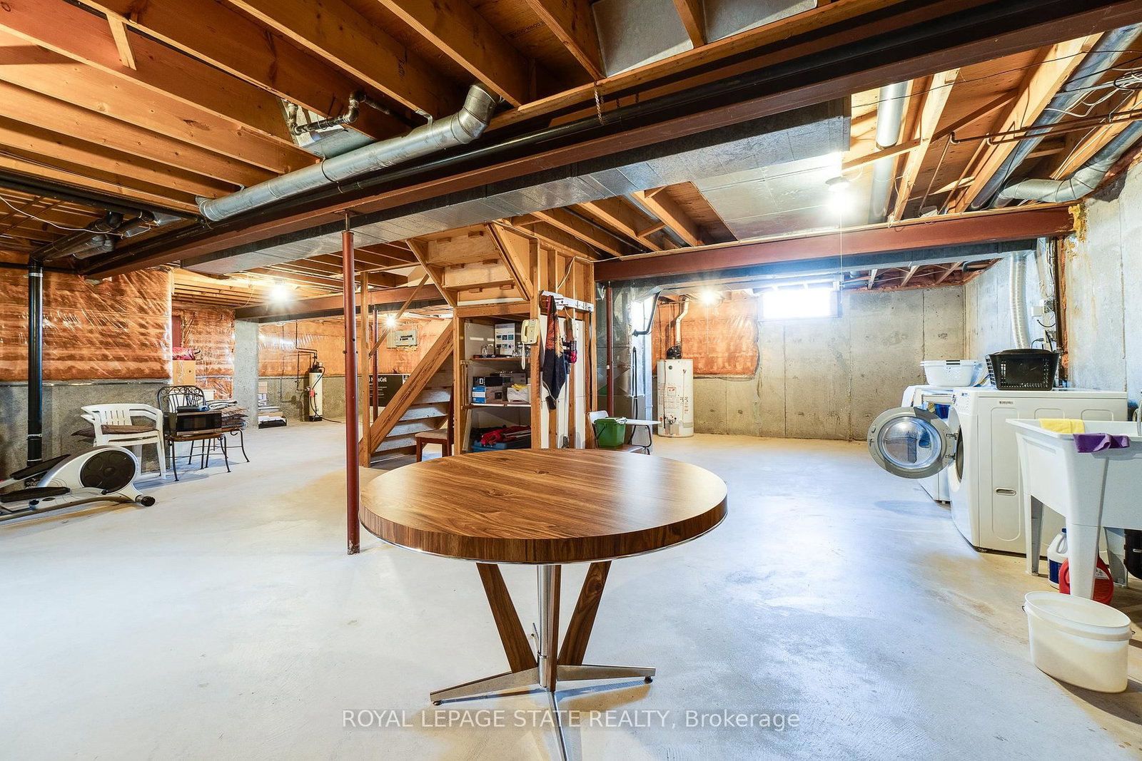 137 National Drive • Hamilton, ON photo 46