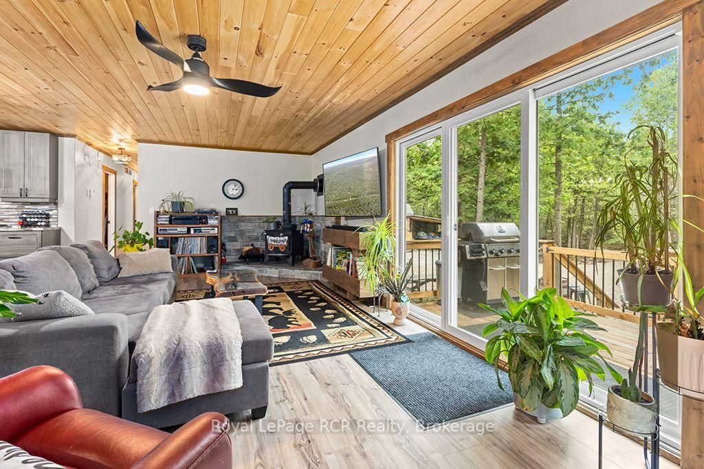 269 Lindsay Road 20 Road • Northern Bruce Peninsula, ON photo 22