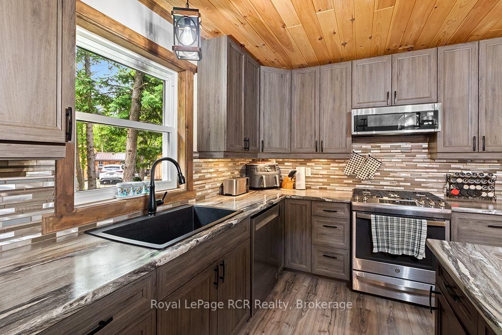 269 Lindsay Road 20 Road • Northern Bruce Peninsula, ON photo 26