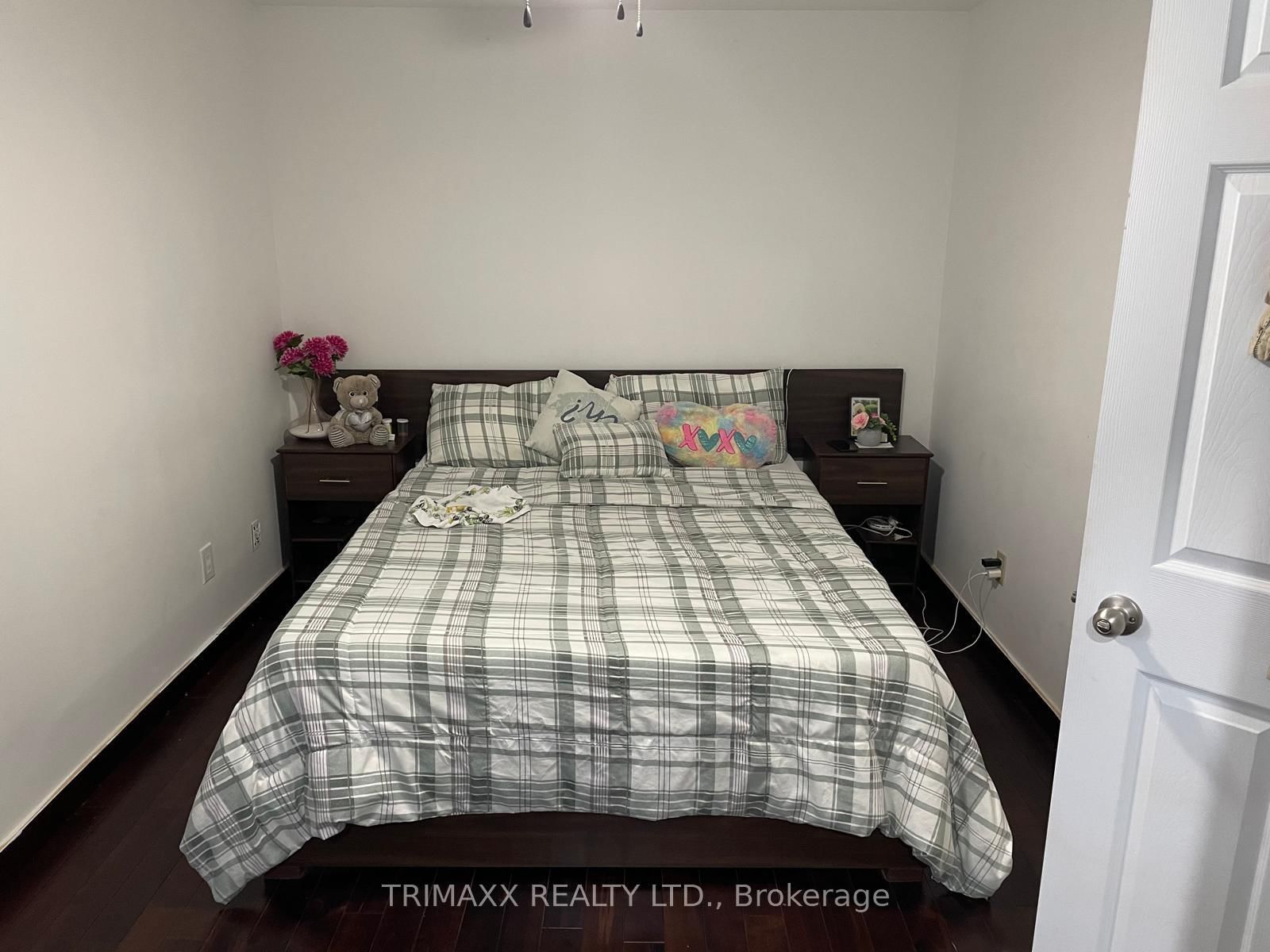 1086 CANFIELD Crescent • Woodstock, ON photo 17