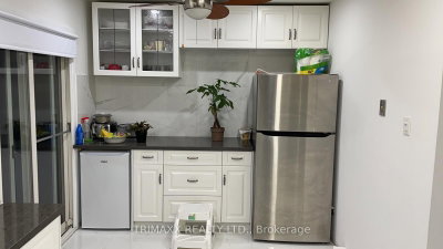 1086 CANFIELD Crescent • Woodstock, ON photo 6