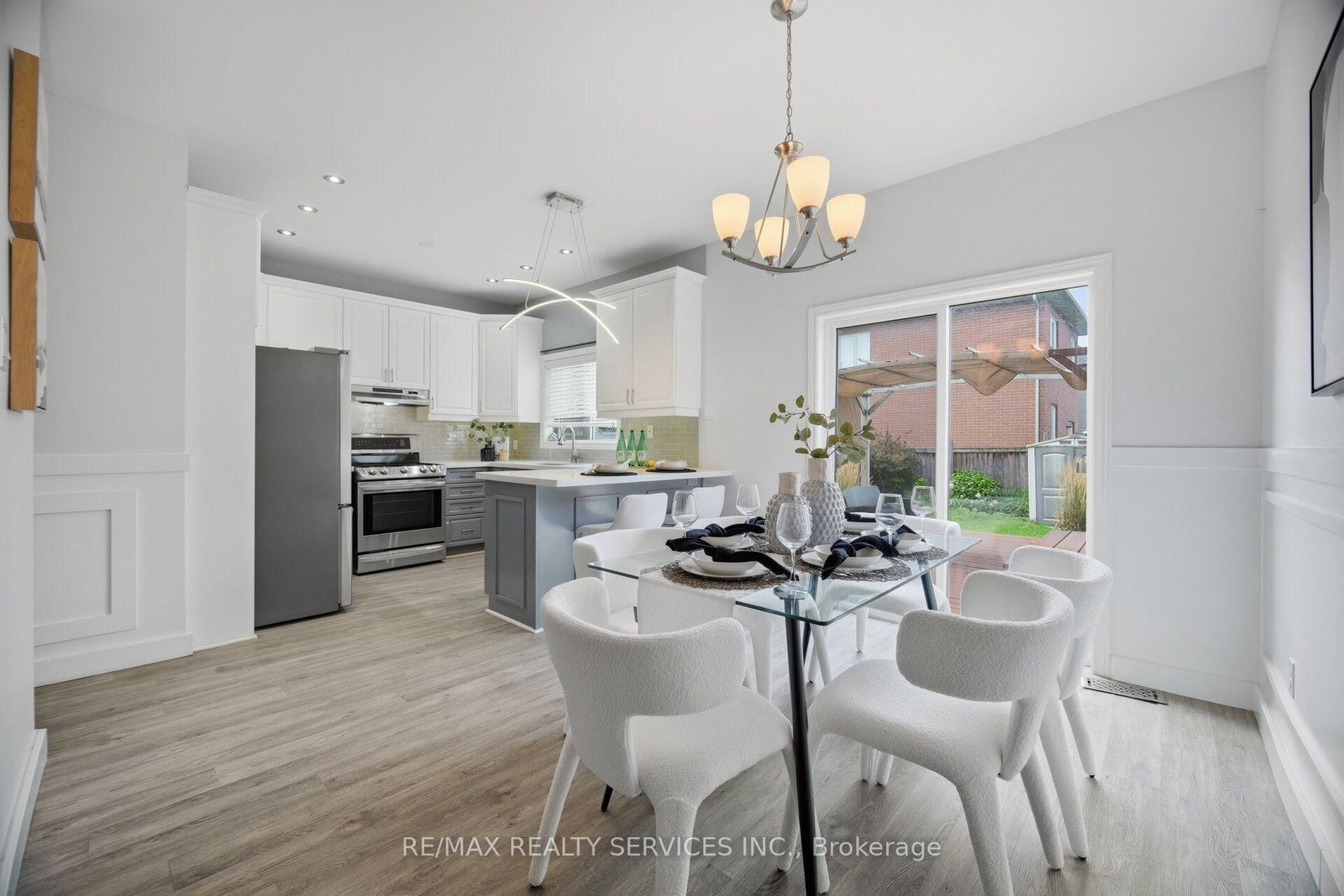 5 Westhampton Way • Hamilton, ON photo 17