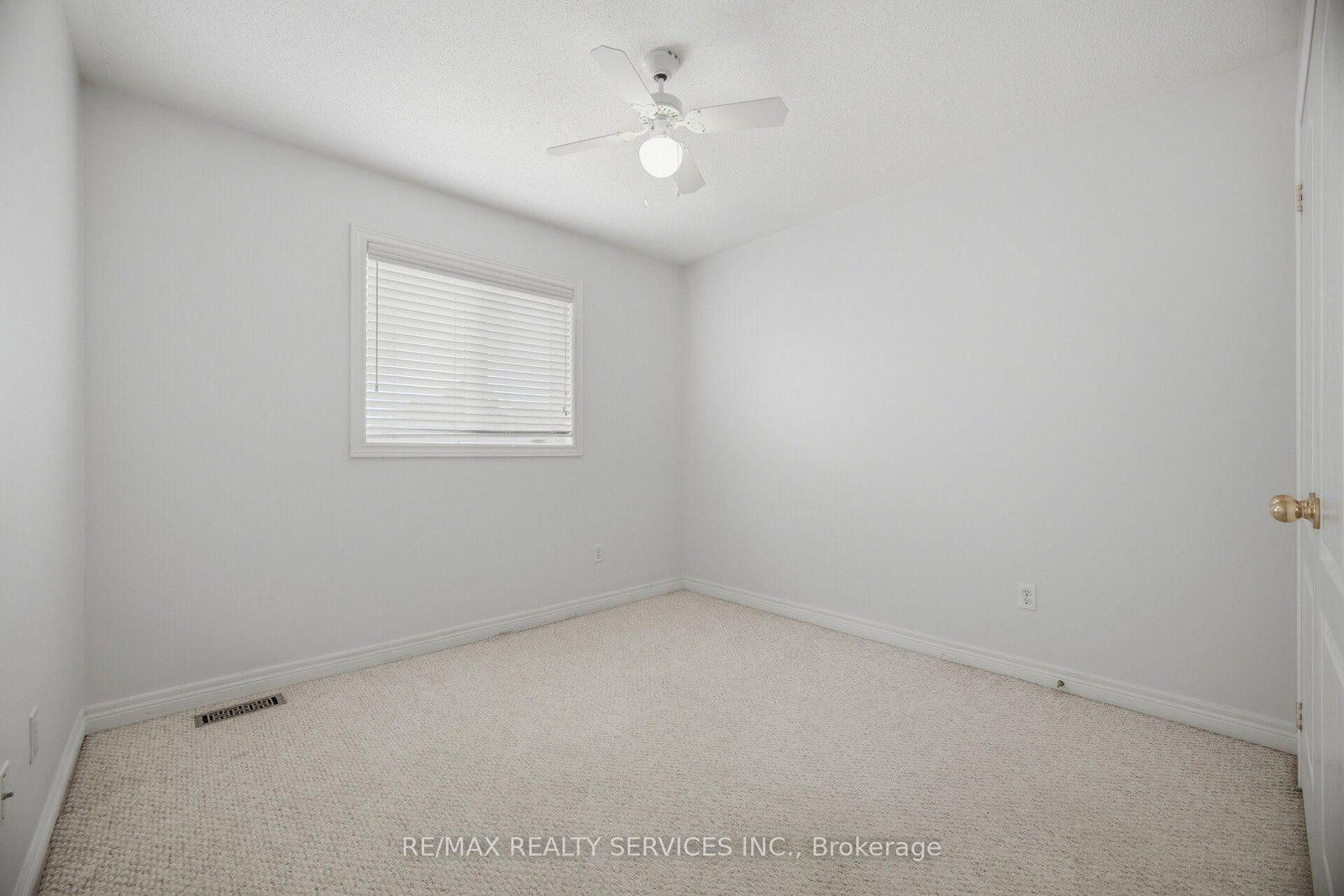 5 Westhampton Way • Hamilton, ON photo 31