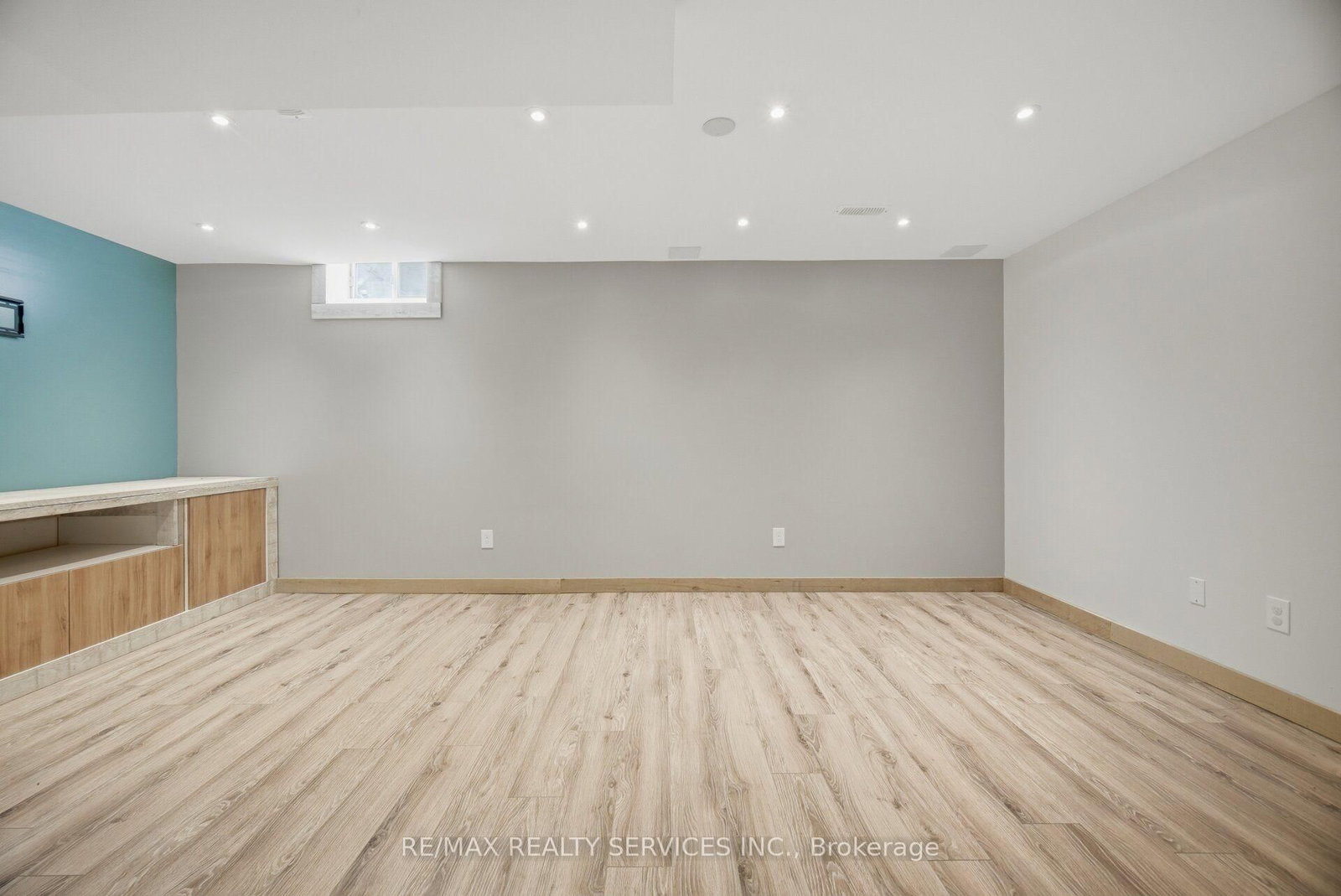 5 Westhampton Way • Hamilton, ON photo 40