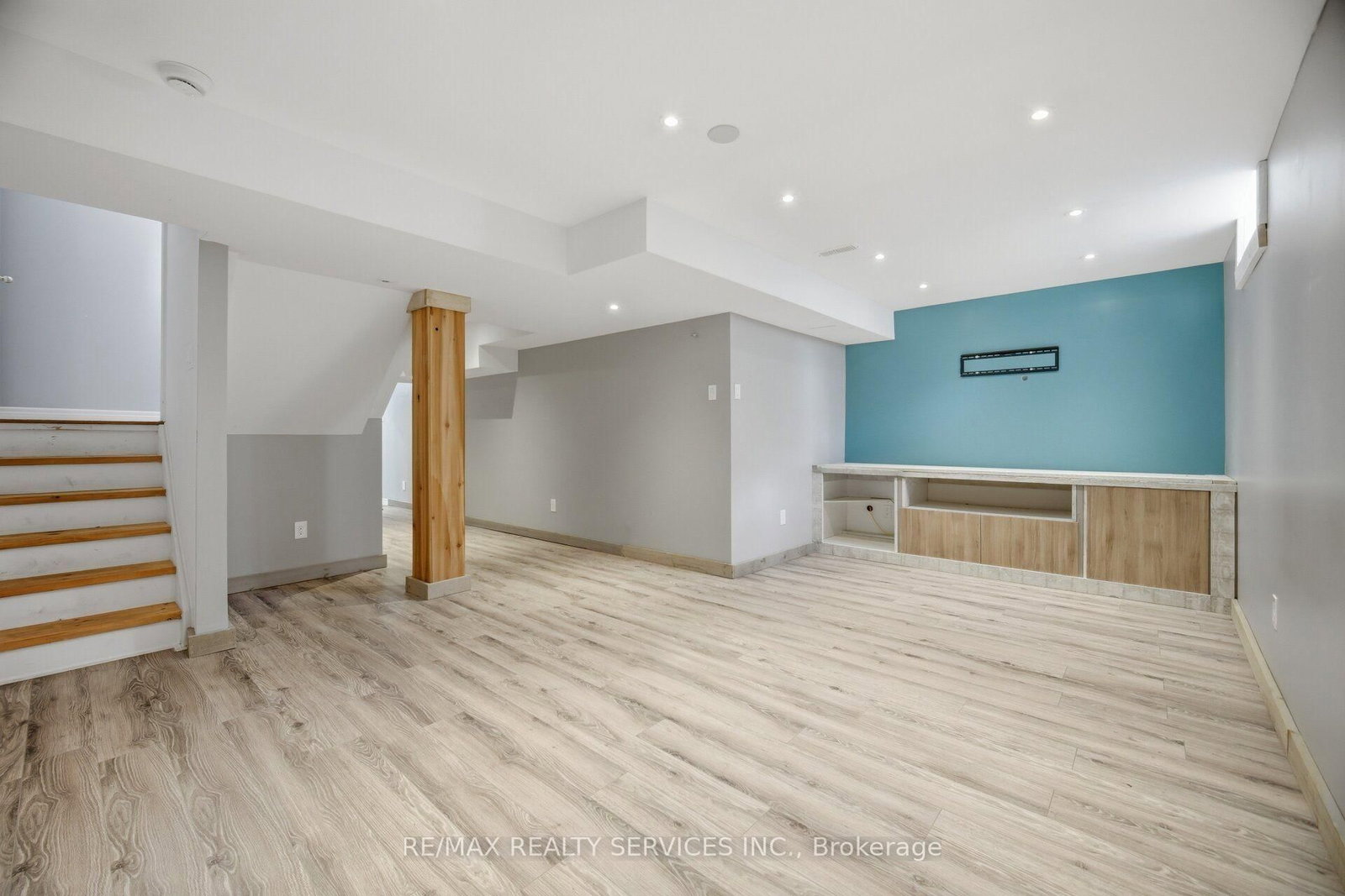 5 Westhampton Way • Hamilton, ON photo 44