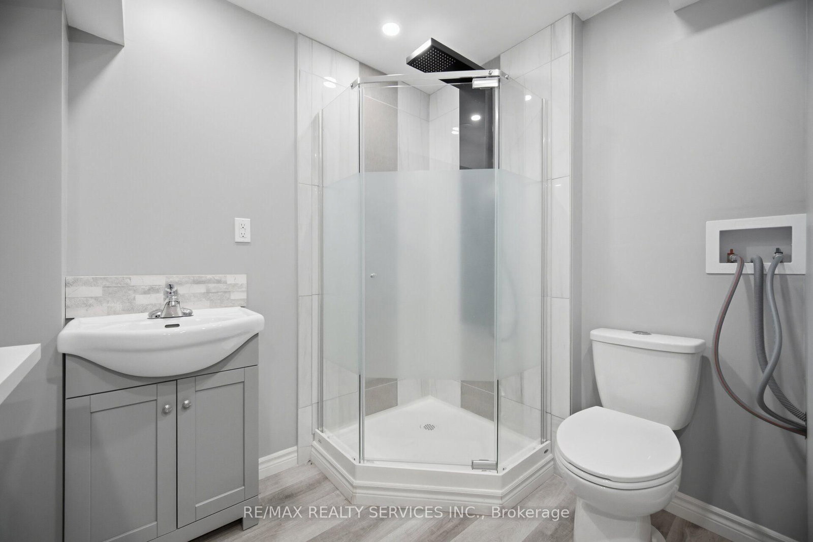 5 Westhampton Way • Hamilton, ON photo 46