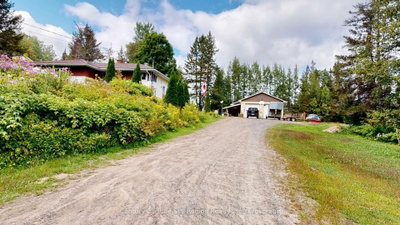 76 S. Horn Lake Road • Burk's Falls, ON photo 2