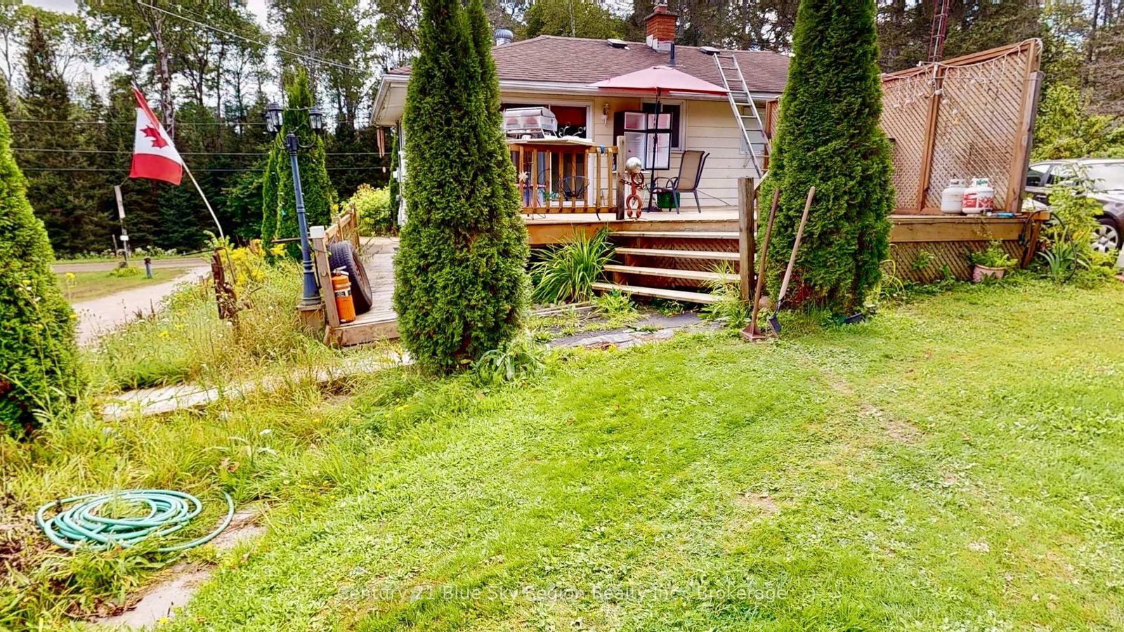 76 S. Horn Lake Road • Burk's Falls, ON photo 3