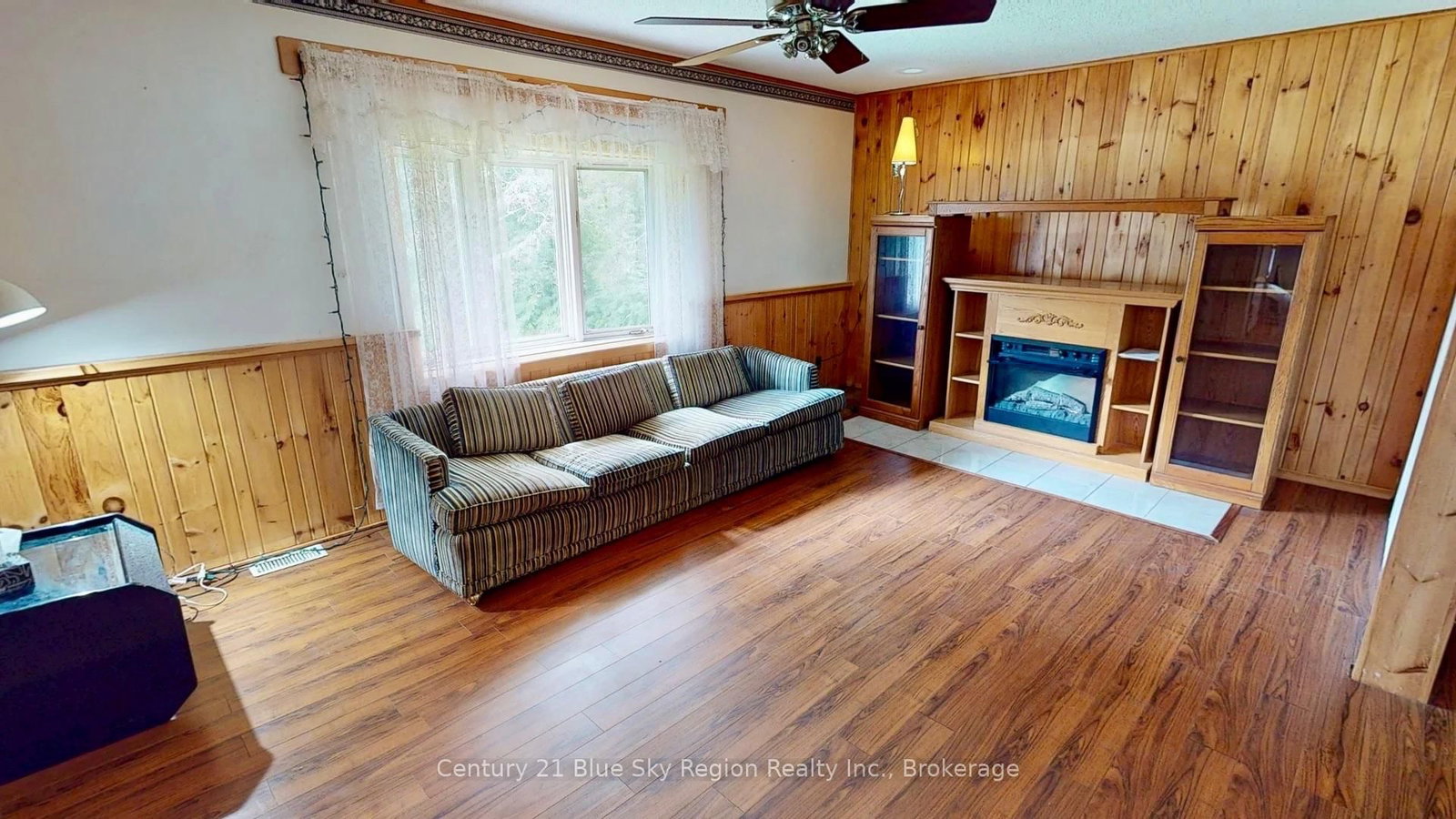 76 S. Horn Lake Road • Burk's Falls, ON photo 4