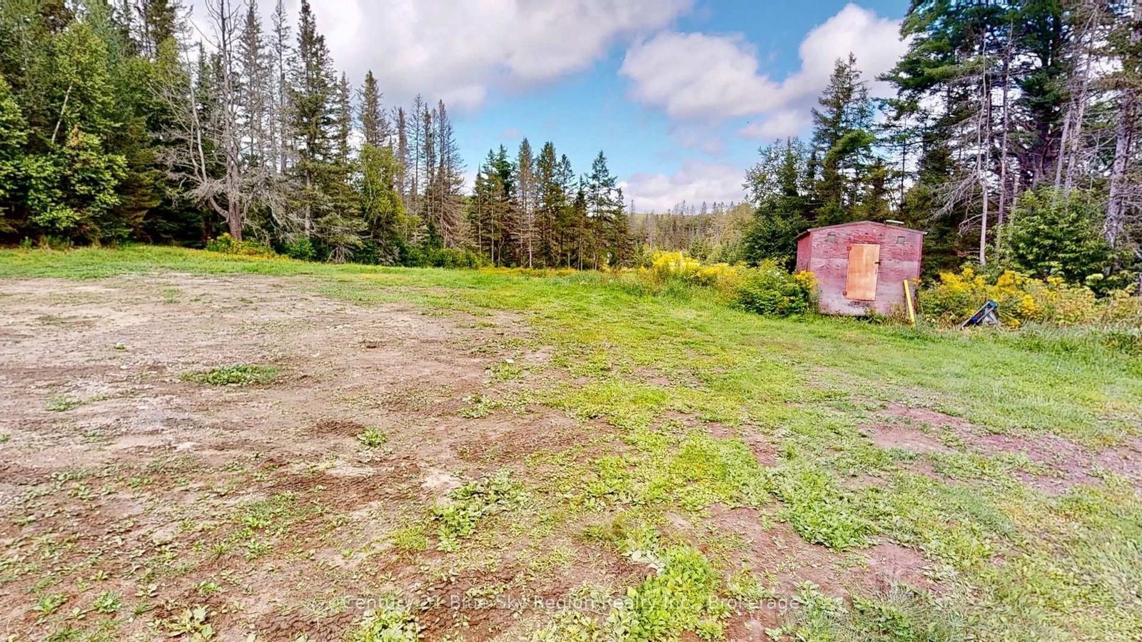 76 S. Horn Lake Road • Burk's Falls, ON photo 48