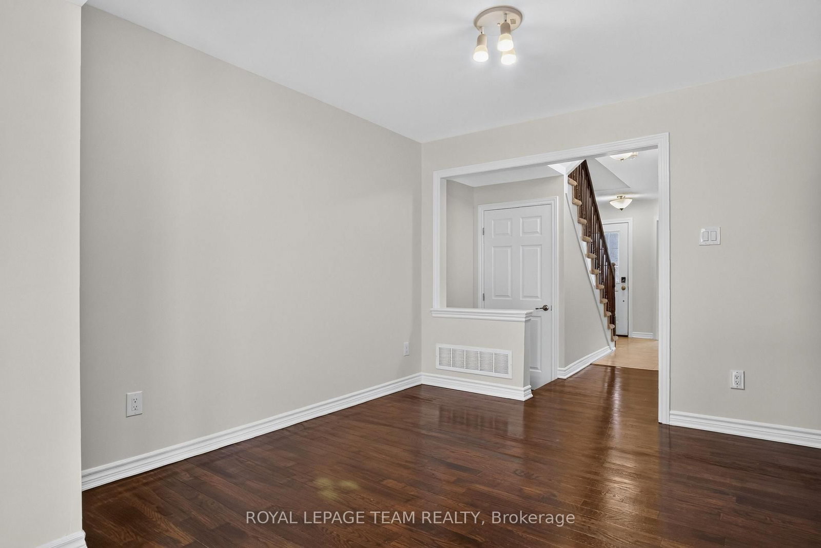 217 Conifer Creek Circle • Ottawa, ON photo 17