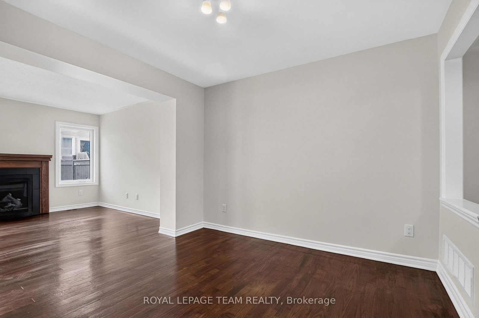217 Conifer Creek Circle • Ottawa, ON photo 18