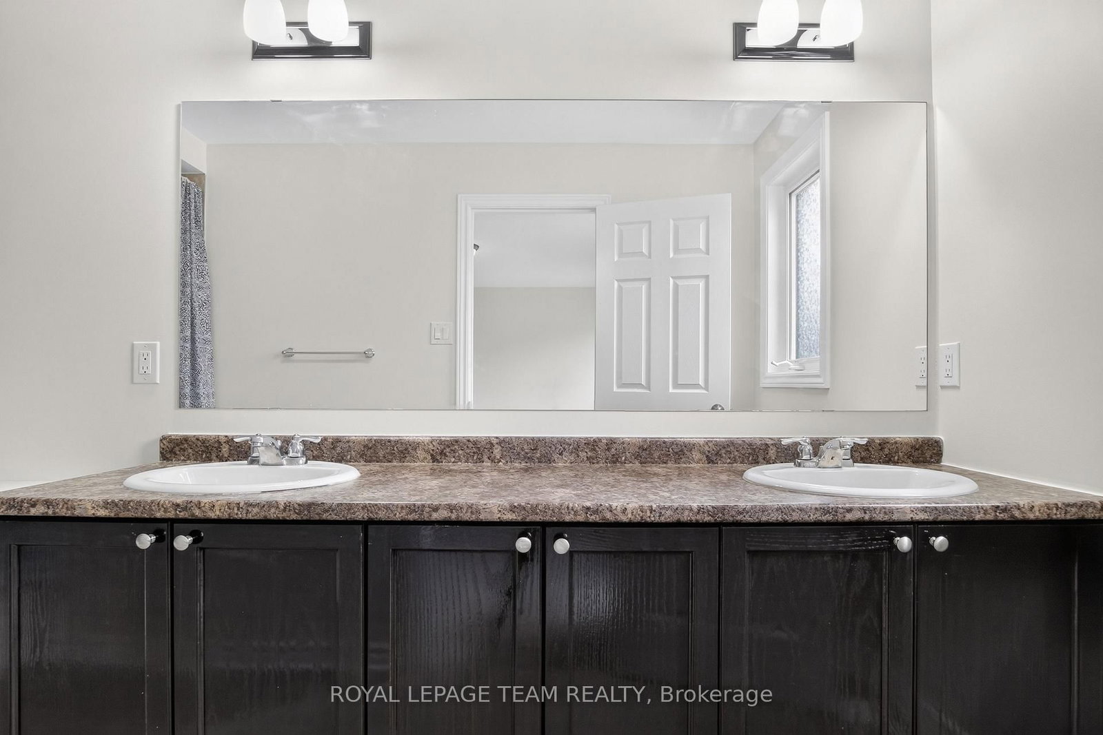 217 Conifer Creek Circle • Ottawa, ON photo 33