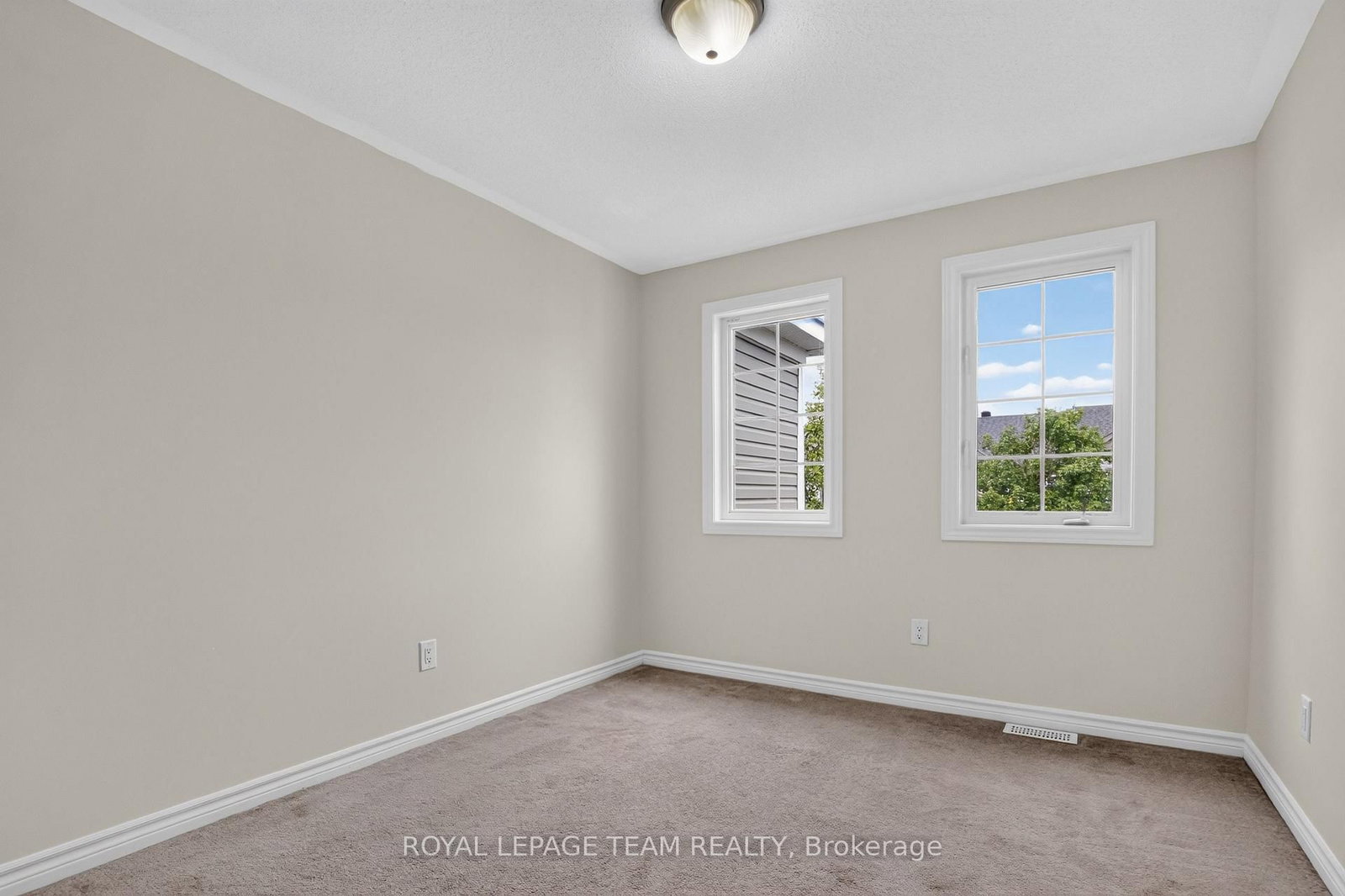 217 Conifer Creek Circle • Ottawa, ON photo 37