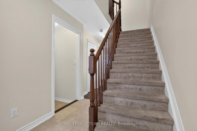 217 Conifer Creek Circle • Ottawa, ON photo 5