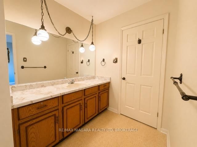 2781 Mercury Avenue • Niagara Falls, ON photo 7