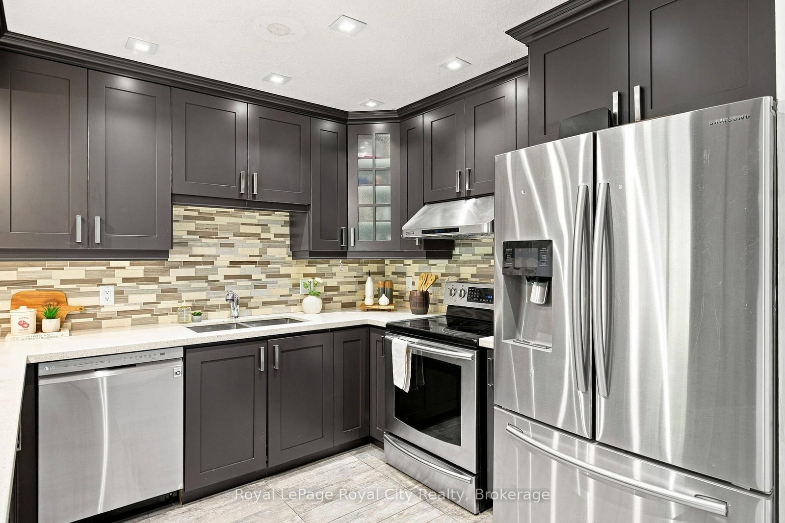 452 Millburn Boulevard • Centre Wellington, ON photo 8