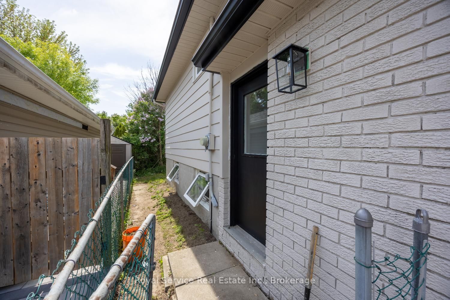 567 Daintry Crescent • Cobourg, ON photo 38
