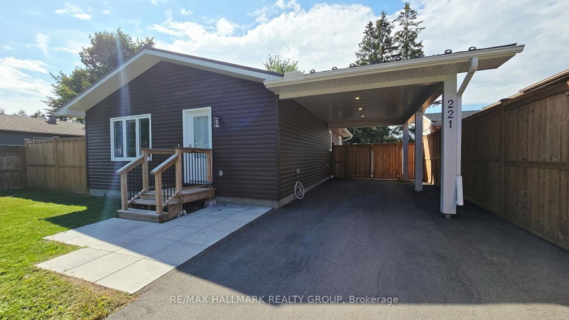 221 Castlefrank Road