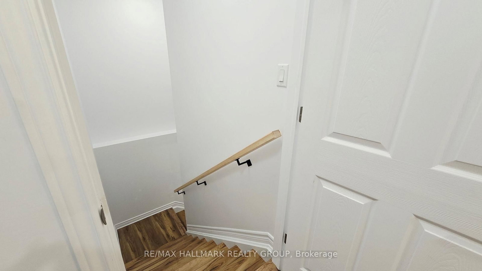 221 Castlefrank Road • Kanata, ON photo 21