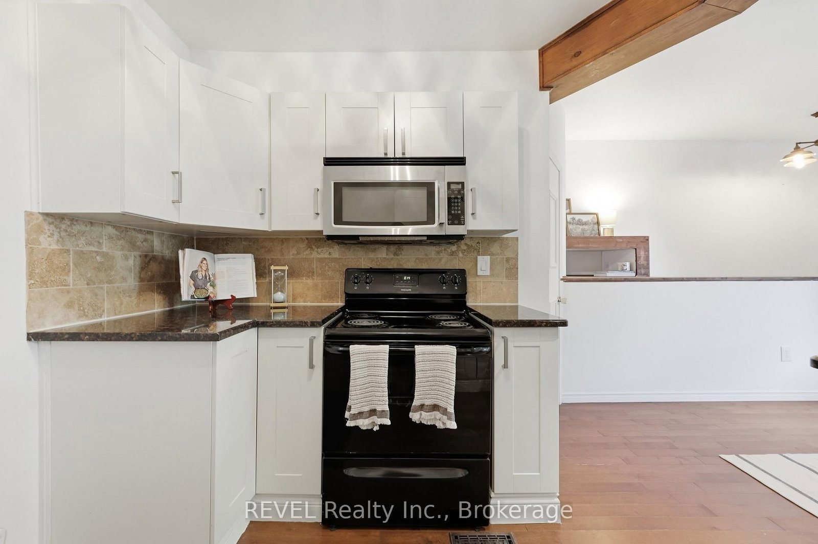 128 Robert Street • Hamilton, ON photo 13