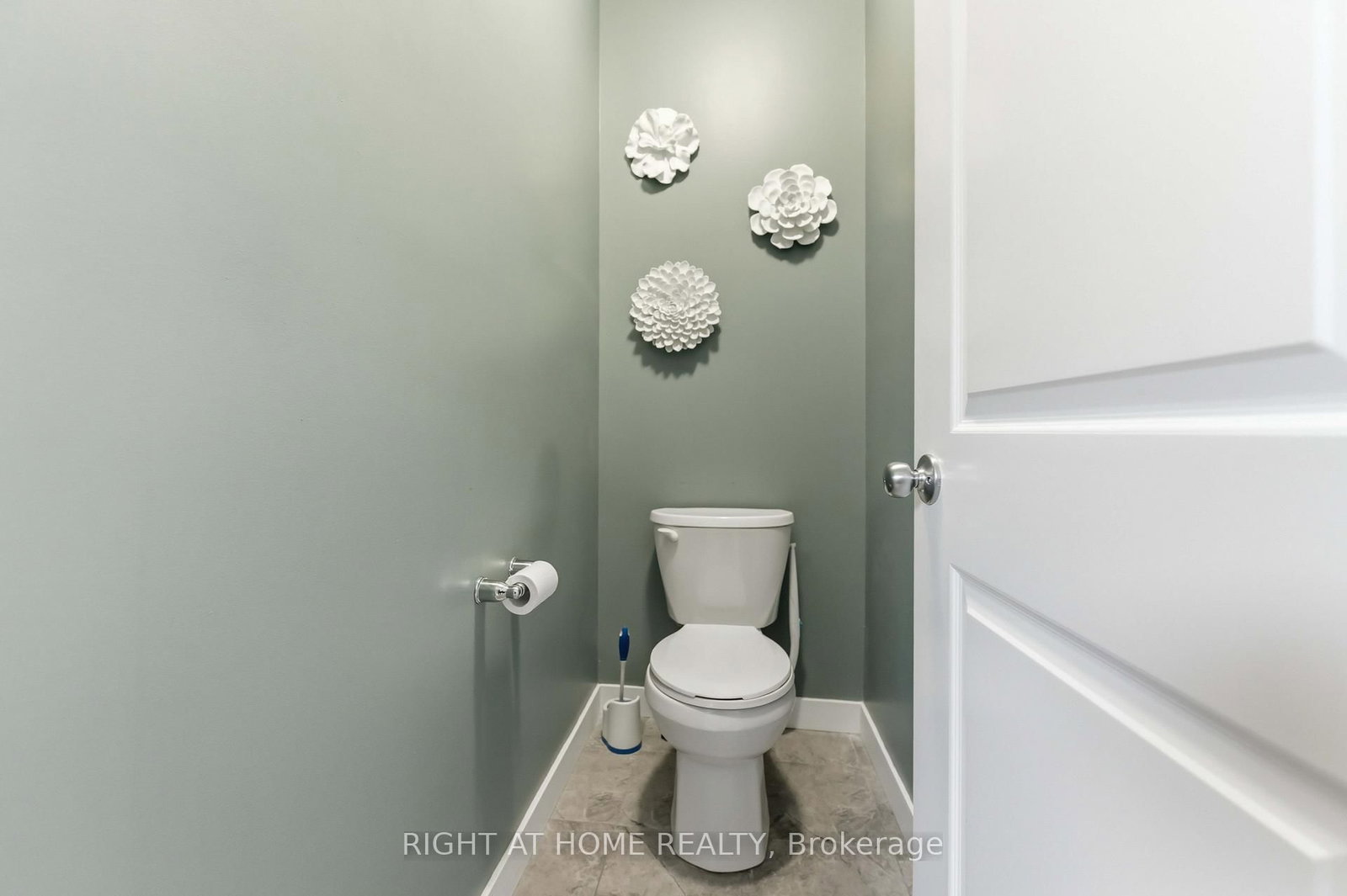 730 Kirkham Crescent • Richmond, ON photo 27