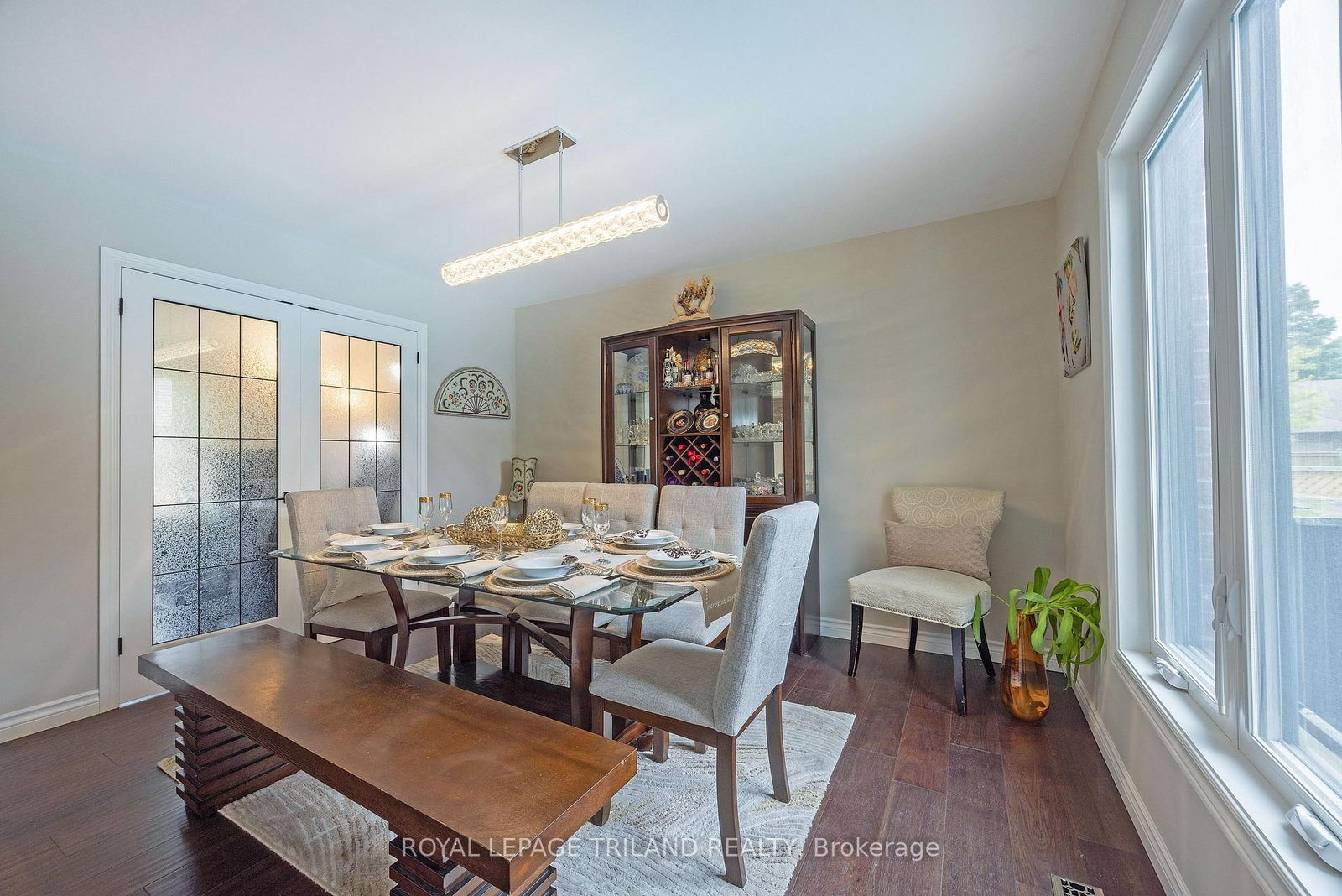 202 Pine Valley Drive • London South, ON photo 14