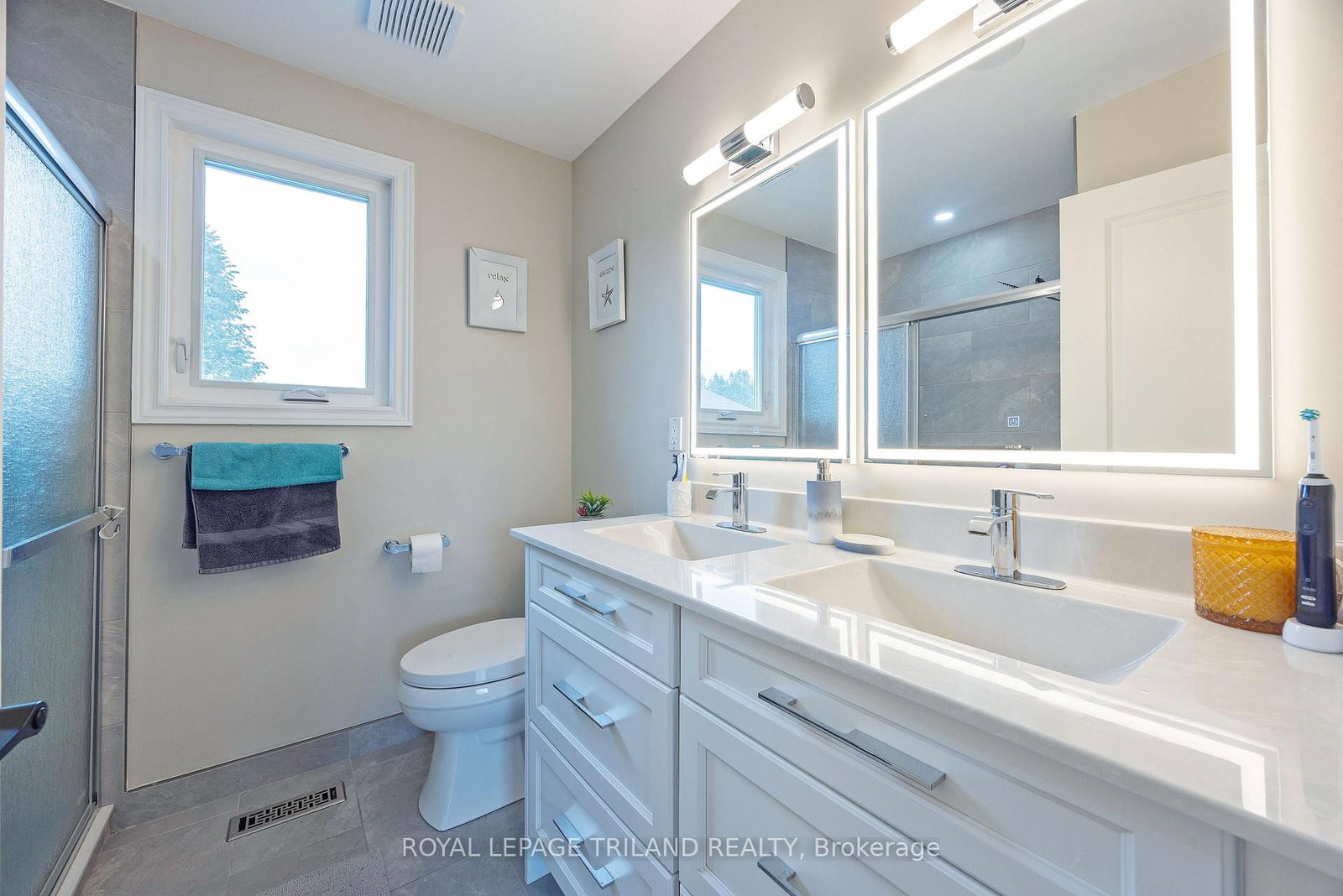 202 Pine Valley Drive • London South, ON photo 23