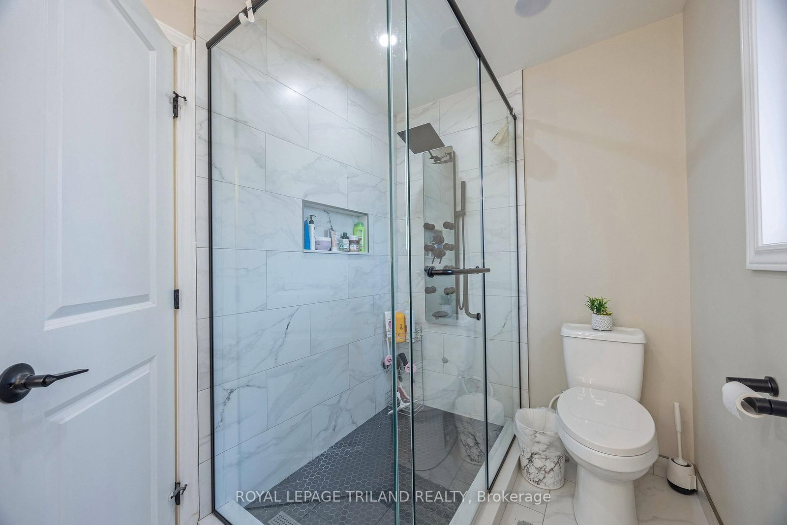 202 Pine Valley Drive • London South, ON photo 27